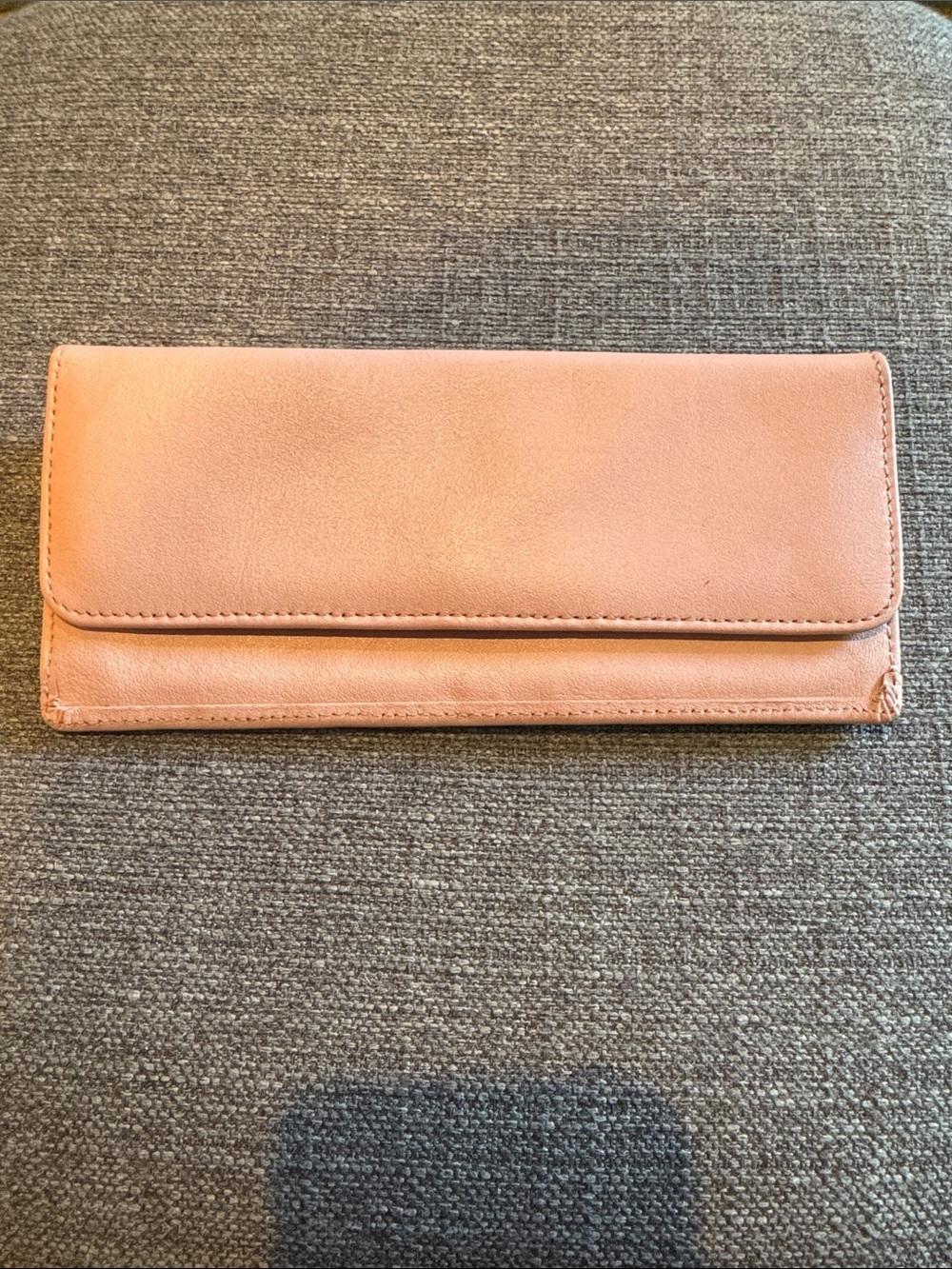 Royce New York blush pink leather multi card wallet.